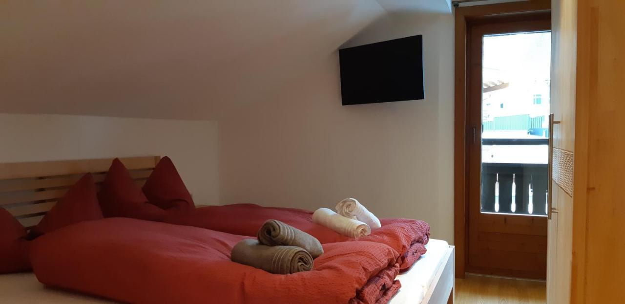 Haus Hell Apartment ไมย์อาโฮเฟิน ภายนอก รูปภาพ